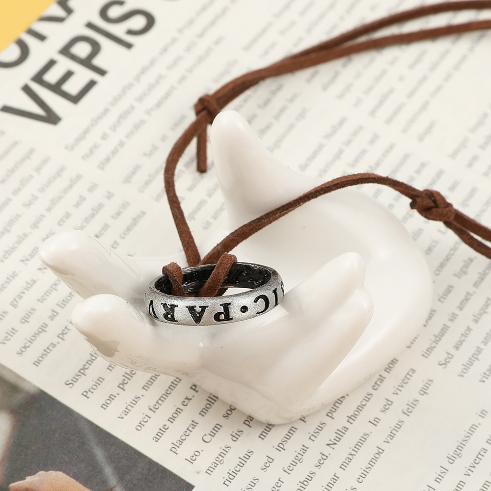 Game Anime Leather Chain Ring  - Vintage Necklace บทวิจารณ์และราคา