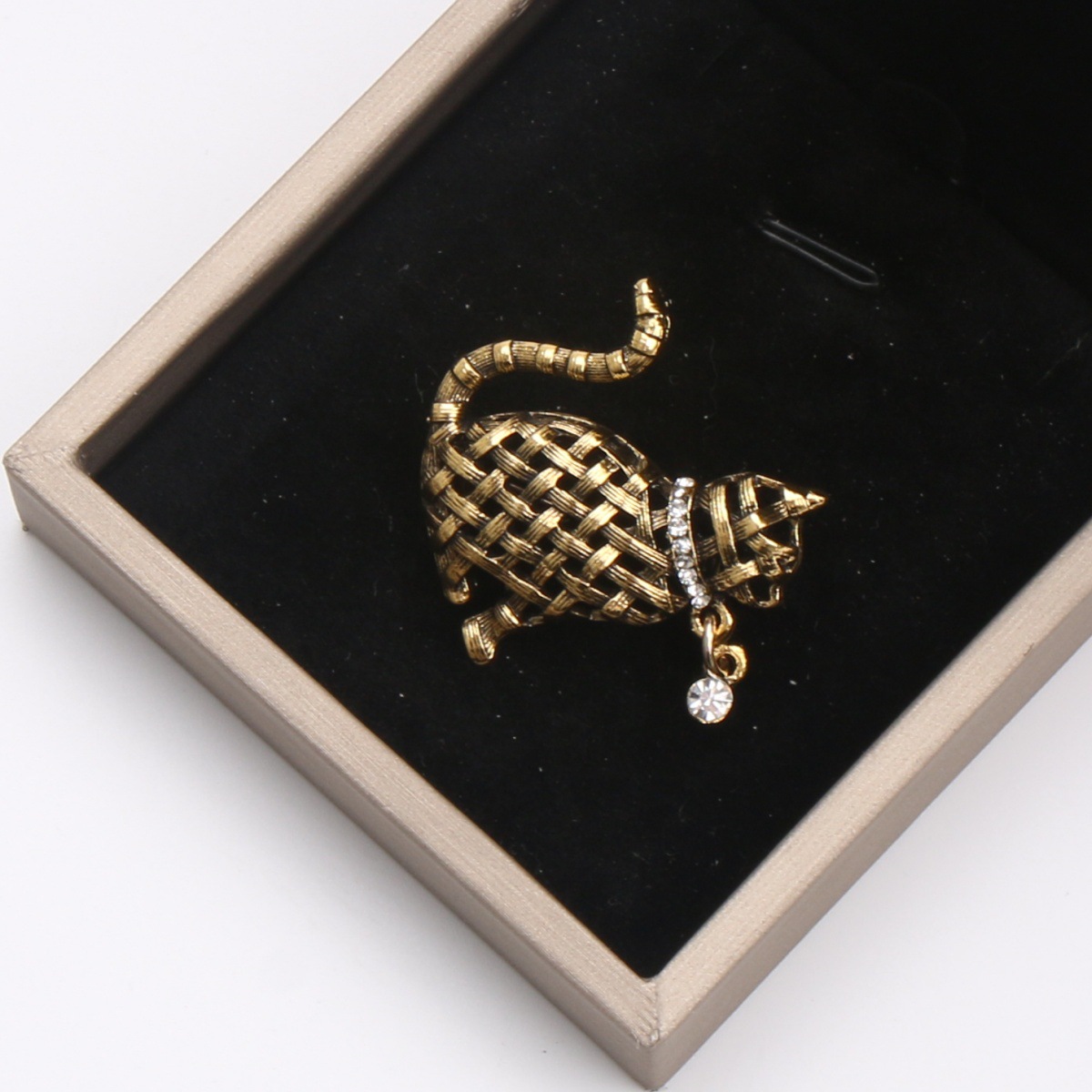 Ornate Woven Cat Brooch Collec - Collectible Vintage Brooches บทวิจารณ์และราคา
