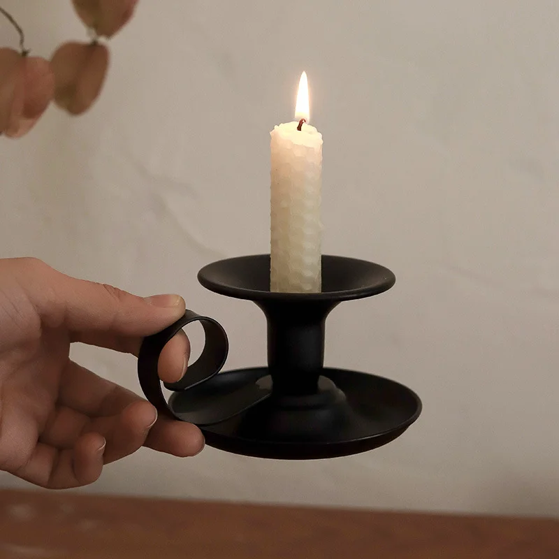 Tea Cup Type Candlestick Iron  - Collectible Vintage Matches บทวิจารณ์และราคา