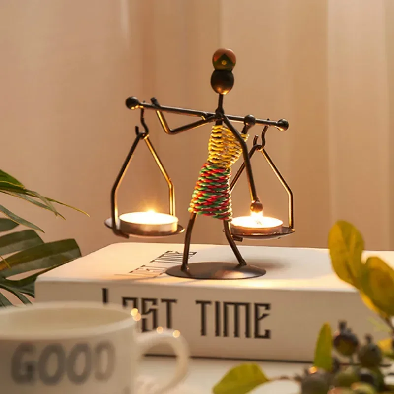 Vintage Metal Candlestick Hand - Collectible Vintage Matches บทวิจารณ์และราคา
