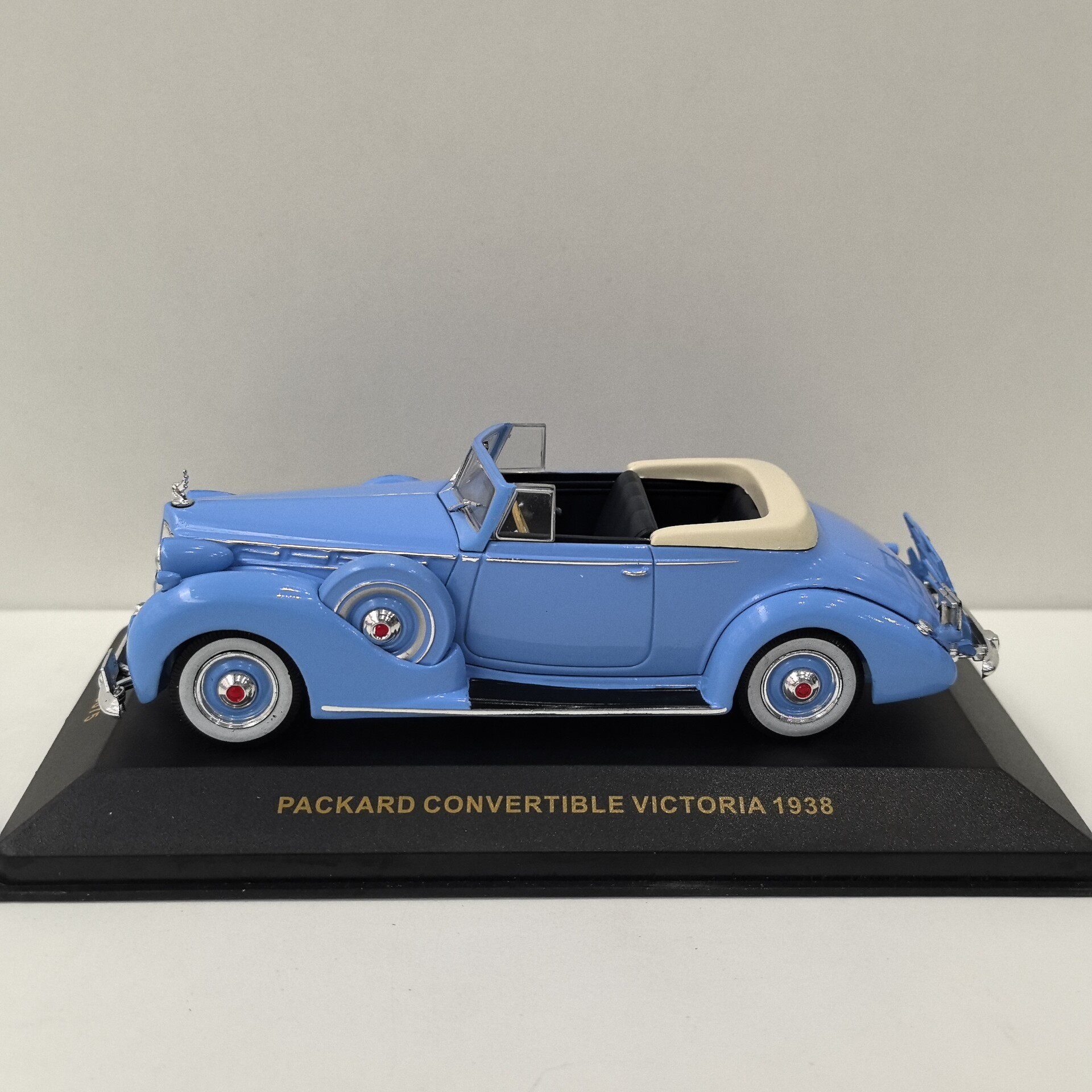 Paint Surface Defects IXO Diec - Vintage And Collectible บทวิจารณ์และราคา