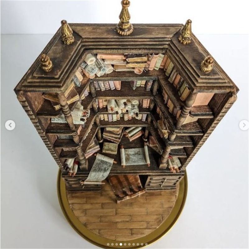 Miniature Bookcase Bookshelf D - Vintage Collectible Glass บทวิจารณ์และราคา