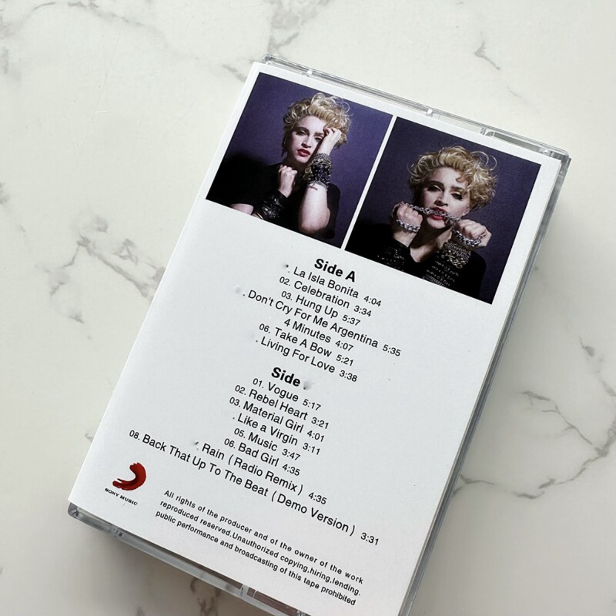 Madonna Classic Pop Music Cass - Vintage And Collectible บทวิจารณ์และราคา