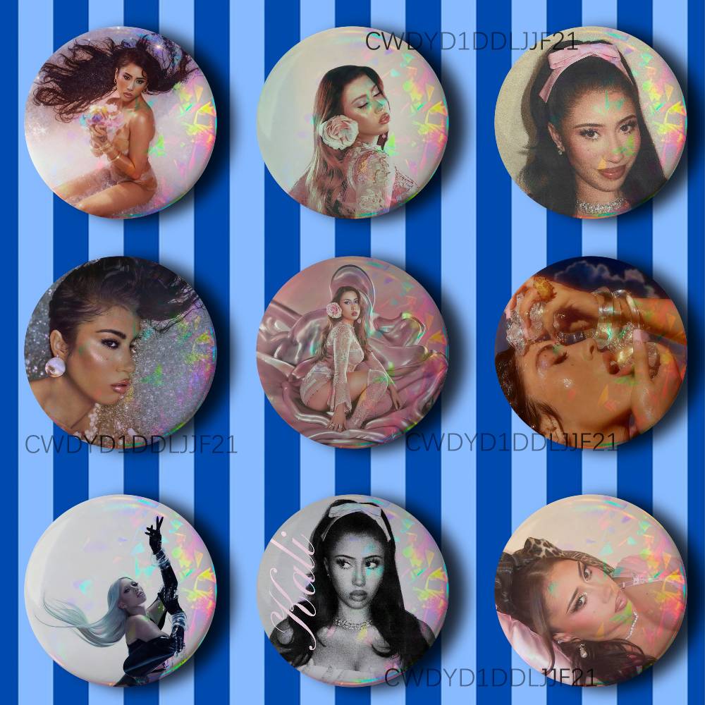 K-Kali U-Uchis Sincerely  Vint - Collectible Vintage Brooches บทวิจารณ์และราคา